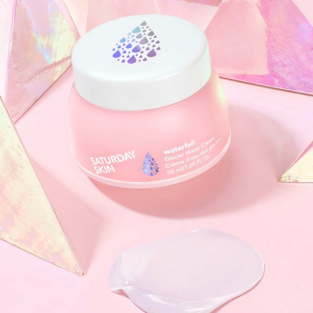 Saturday Skin Waterfall Glacier Water Cream ✨✨